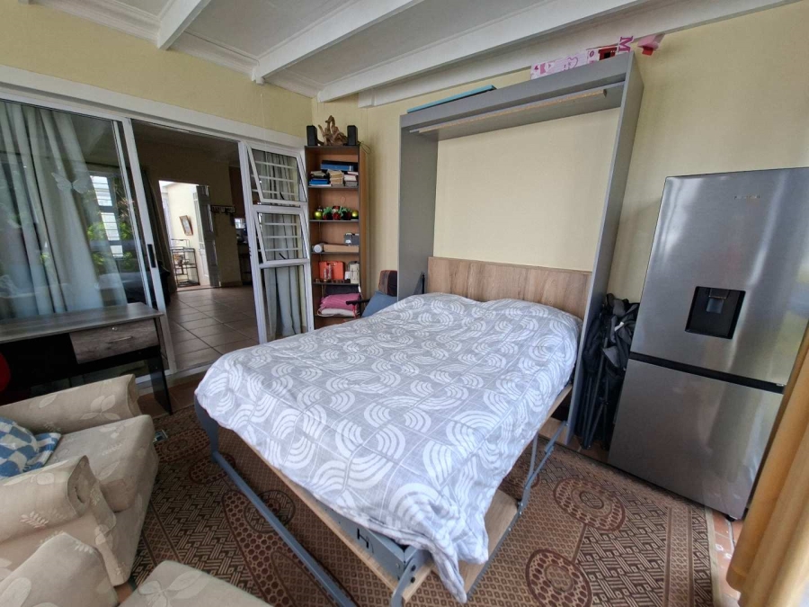 3 Bedroom Property for Sale in Dana Bay Western Cape